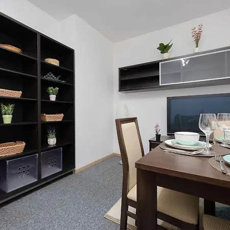 Апартаменти Family With Balcony And 2 Bedrooms In By Renters *