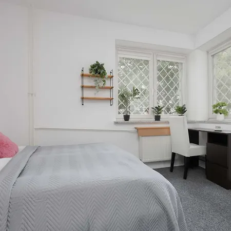 Апартаменти Family With Balcony And 2 Bedrooms In By Renters